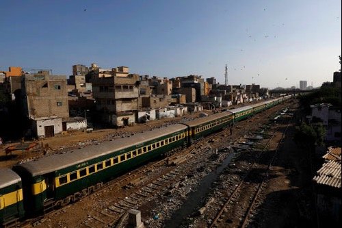 Le Pakistan donne son feu vert à un contrat de modernisation ferroviaire massif co-financé par la Chine